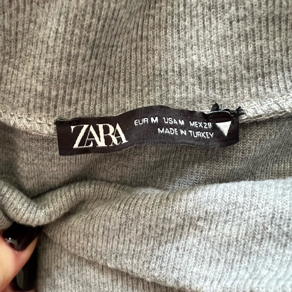 Knit sweater